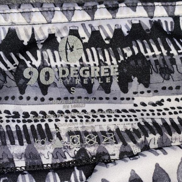 90 Degree Yoga Black & White Printed Leggings Yoga Pants Size Small - Picture 6 of 6